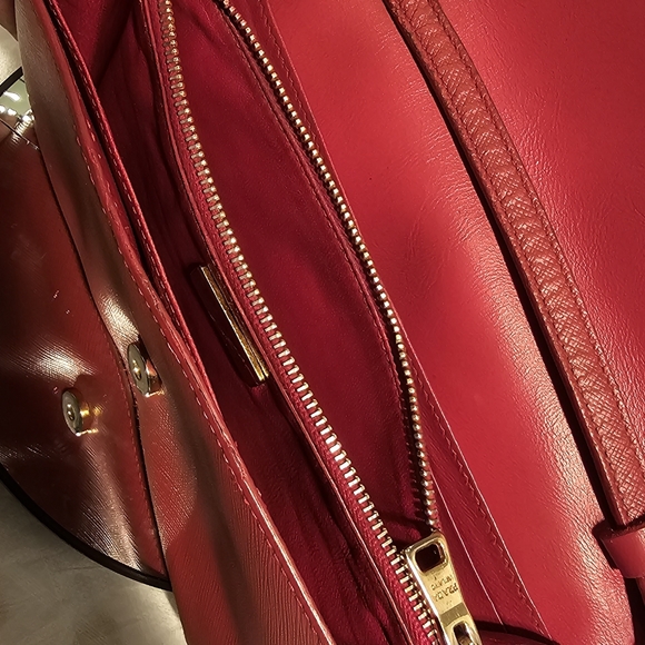 Authentic Prada Saffiano Leather WOC/ Crossbody Bag - Picture 11 of 16